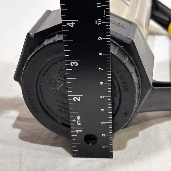 Stanley Aladdin The Bolt Stainless Steel Vacuum Thermos With Handle 1.1Qt/1L - Picture 10 of 10